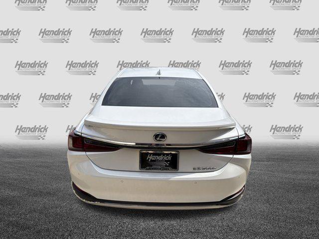 new 2025 Lexus ES 300h car, priced at $54,425