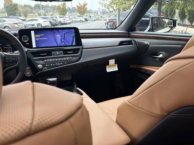 new 2025 Lexus ES 350 car, priced at $52,040