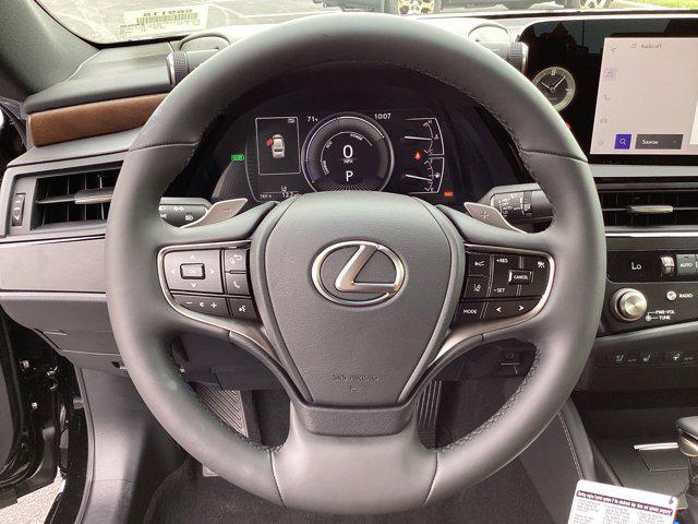 new 2025 Lexus ES 300h car, priced at $47,524