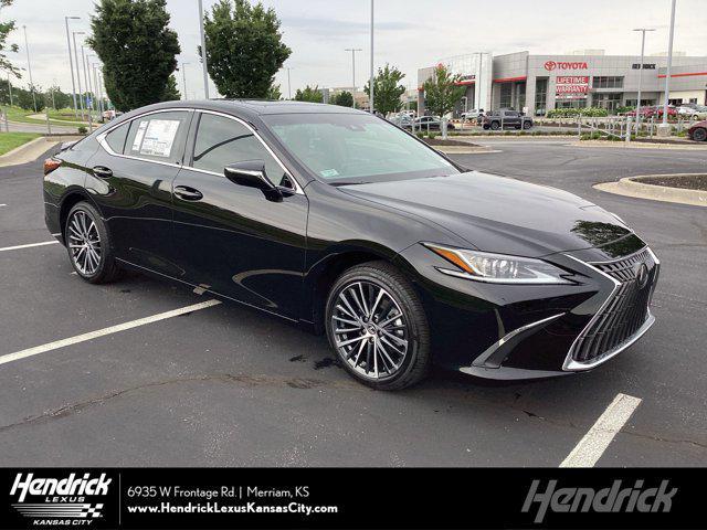 new 2025 Lexus ES 300h car, priced at $47,524