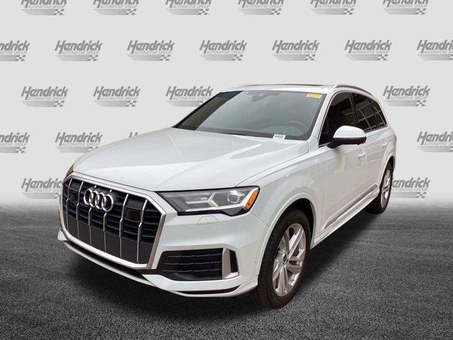 used 2023 Audi Q7 car, priced at $40,071