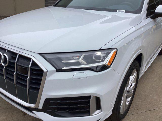 used 2023 Audi Q7 car, priced at $40,071