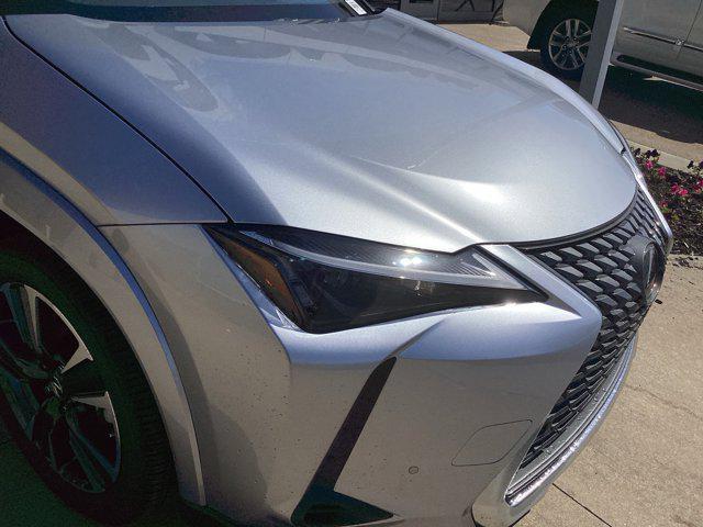 new 2025 Lexus UX 300h car, priced at $46,284
