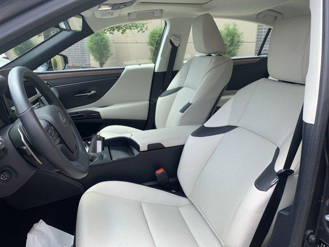used 2024 Lexus ES 250 car, priced at $41,828