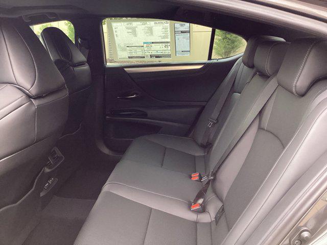 new 2025 Lexus ES 350 car, priced at $52,674
