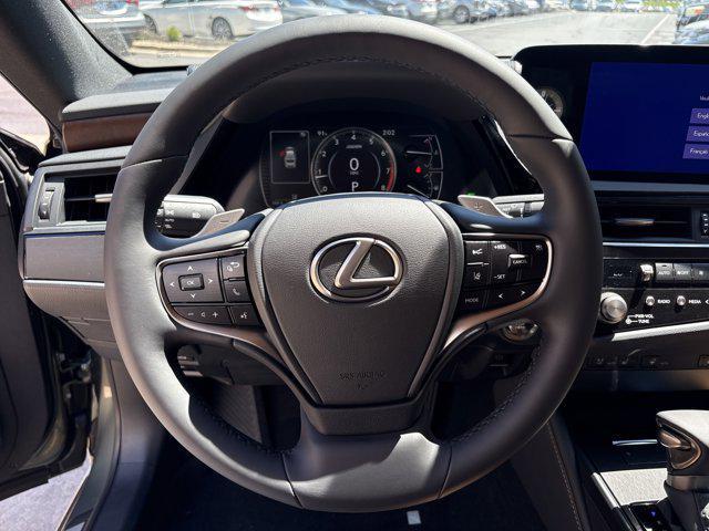 new 2025 Lexus ES 350 car, priced at $46,425