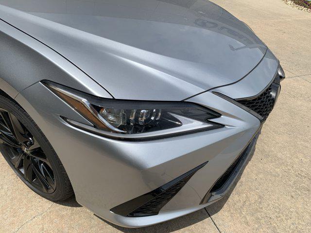 new 2025 Lexus ES 350 car, priced at $52,549