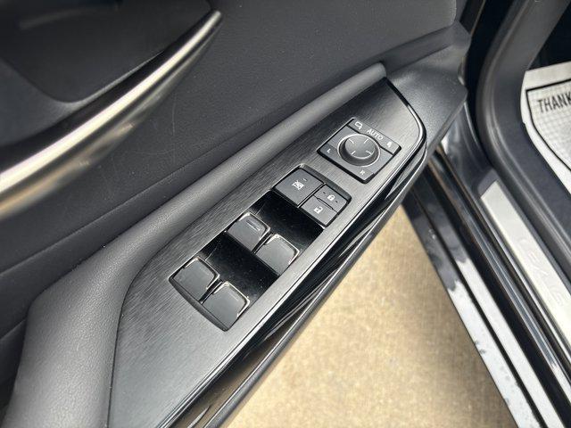 used 2023 Lexus ES 350 car, priced at $39,369