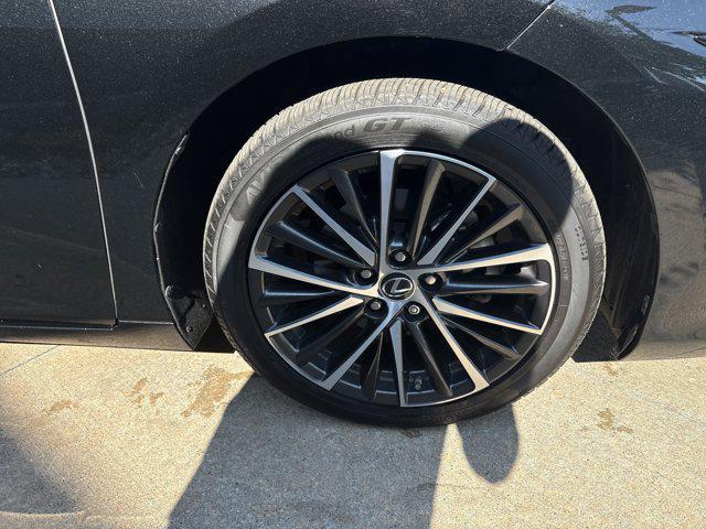 used 2023 Lexus ES 350 car, priced at $39,369