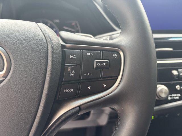 used 2023 Lexus ES 350 car, priced at $39,369