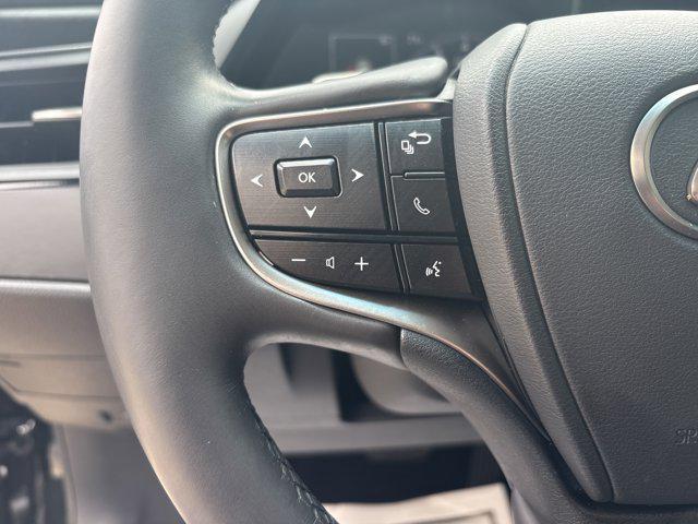 used 2023 Lexus ES 350 car, priced at $39,369