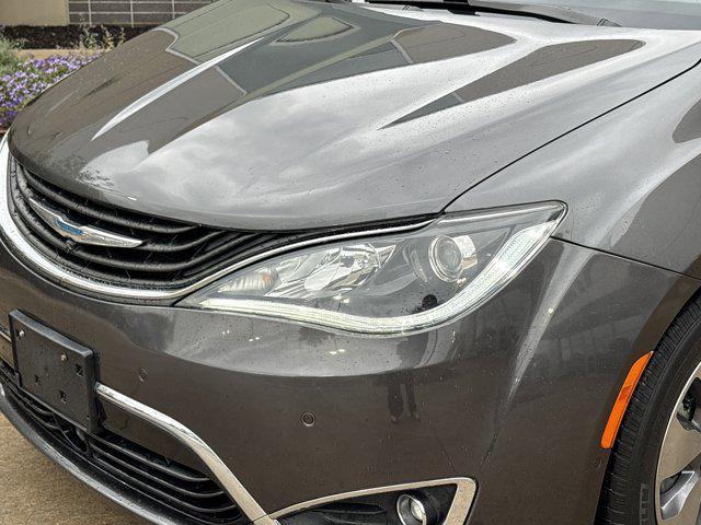 used 2018 Chrysler Pacifica Hybrid car, priced at $18,927