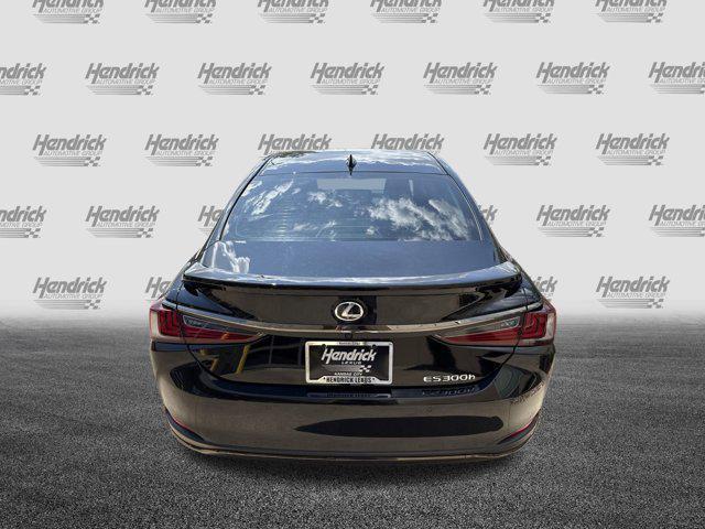 new 2025 Lexus ES 300h car, priced at $49,224