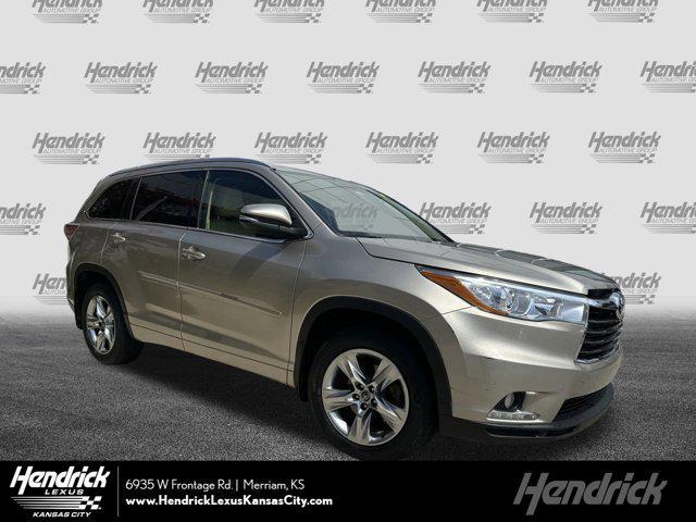 used 2016 Toyota Highlander car, priced at $20,718
