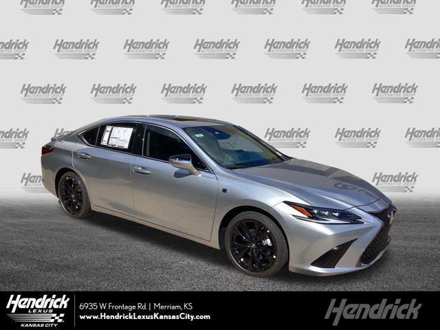 new 2025 Lexus ES 300h car, priced at $53,055