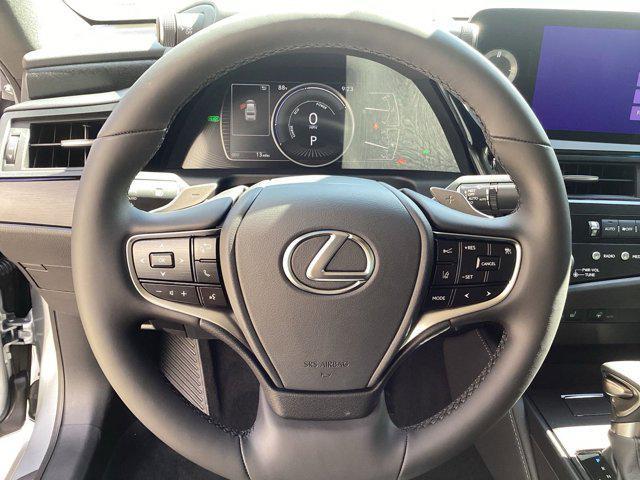 new 2025 Lexus ES 300h car, priced at $53,055