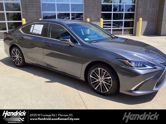 new 2024 Lexus ES 300h car, priced at $49,657