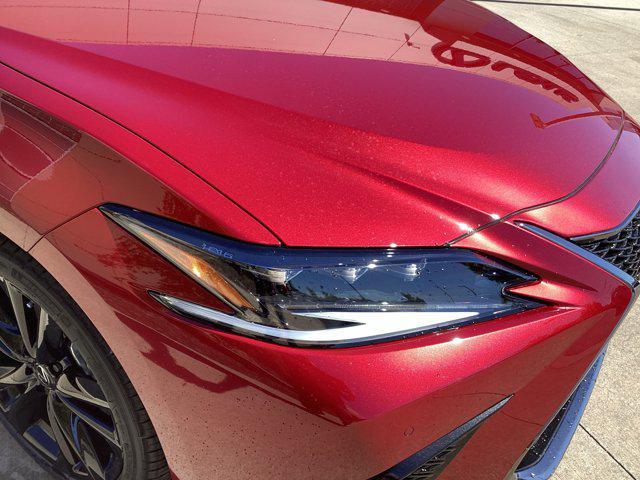 new 2025 Lexus ES 300h car, priced at $52,859
