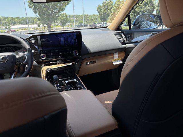 new 2025 Lexus NX 350 car, priced at $53,085