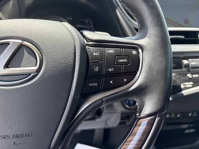 used 2019 Lexus ES 300h car, priced at $33,358