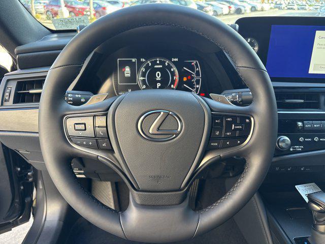 new 2025 Lexus ES 350 car, priced at $47,100