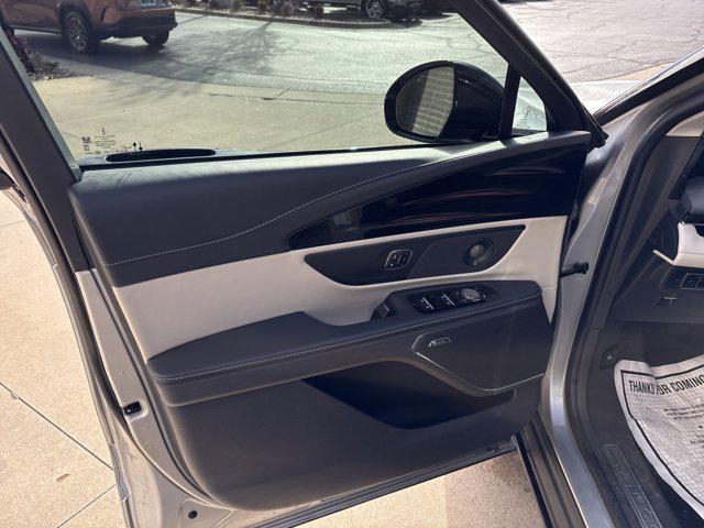 used 2024 Lincoln Nautilus car, priced at $49,455