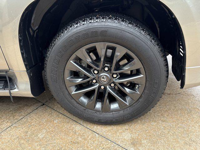 used 2023 Lexus GX 460 car, priced at $58,170