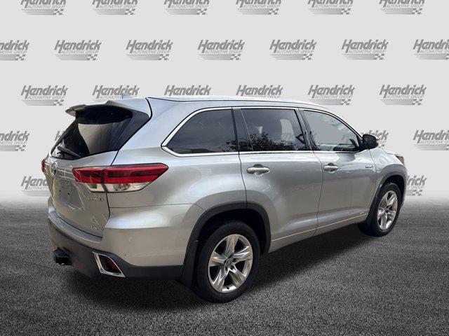 used 2019 Toyota Highlander Hybrid car, priced at $27,783