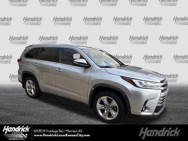 used 2019 Toyota Highlander Hybrid car, priced at $27,783