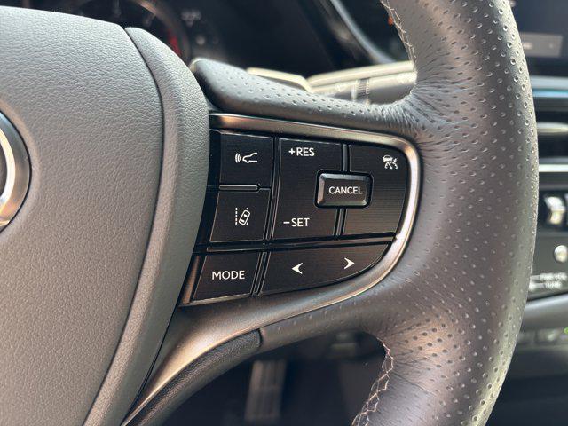 used 2024 Lexus ES 350 car, priced at $40,749