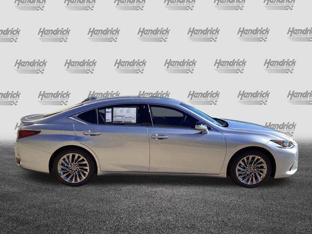 new 2025 Lexus ES 300h car, priced at $56,034