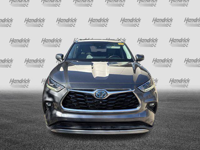 used 2020 Toyota Highlander Hybrid car, priced at $31,604