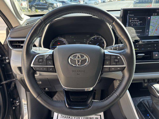 used 2020 Toyota Highlander Hybrid car, priced at $31,604