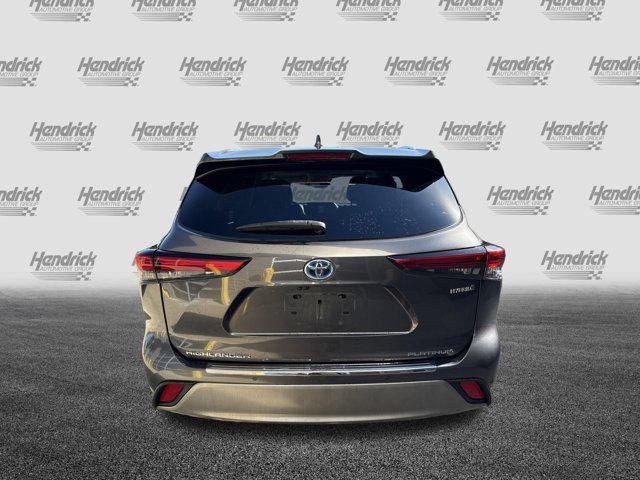 used 2020 Toyota Highlander Hybrid car, priced at $31,604