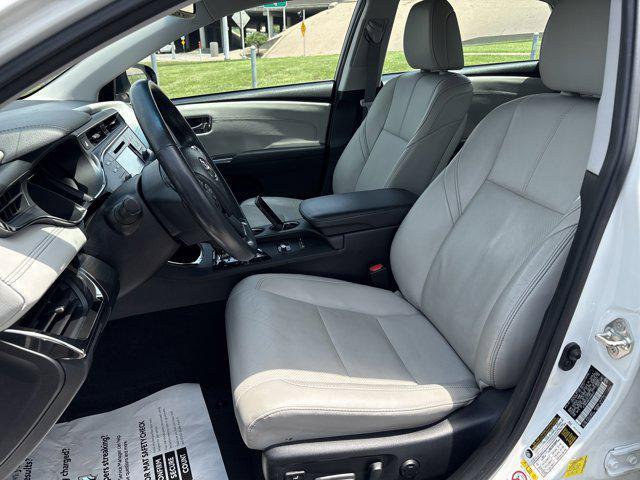 used 2018 Toyota Avalon Hybrid car, priced at $24,250
