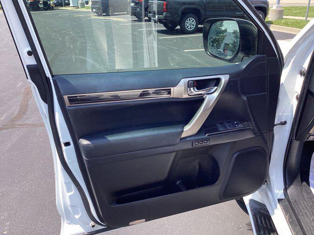 used 2020 Lexus GX 460 car, priced at $39,610