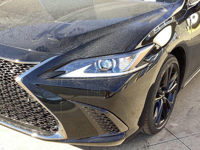 new 2025 Lexus ES 350 car, priced at $52,624