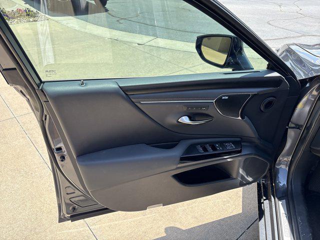 used 2024 Lexus ES 300h car, priced at $52,729