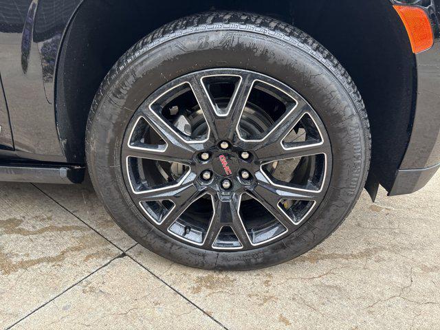 used 2024 GMC Yukon car, priced at $73,521