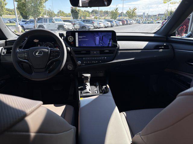 new 2025 Lexus ES 300h car, priced at $48,385