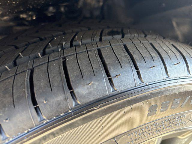 new 2025 Lexus ES 300h car, priced at $48,385