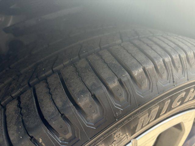 used 2021 GMC Acadia car, priced at $28,581