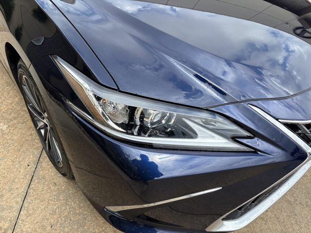 new 2025 Lexus ES 350 car, priced at $46,485