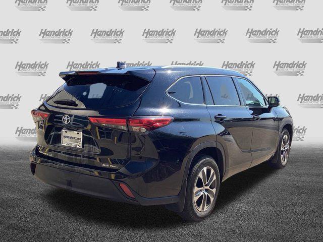 used 2021 Toyota Highlander car, priced at $34,806