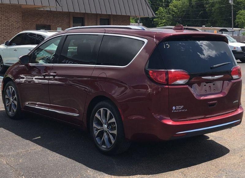 used 2017 Chrysler Pacifica car, priced at $25,950