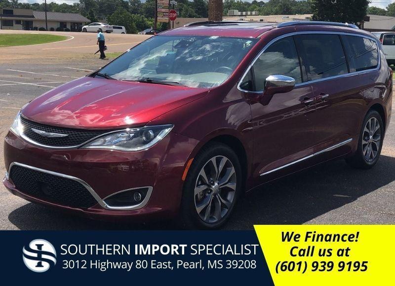 used 2017 Chrysler Pacifica car, priced at $25,950