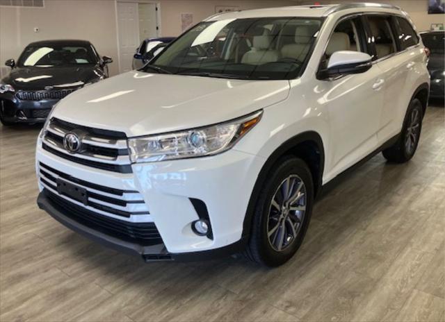 used 2019 Toyota Highlander car, priced at $29,950