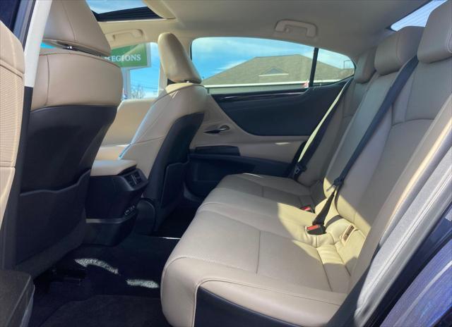 used 2019 Lexus ES 350 car, priced at $32,950