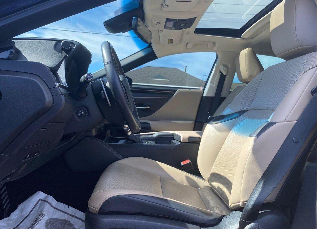 used 2019 Lexus ES 350 car, priced at $32,950