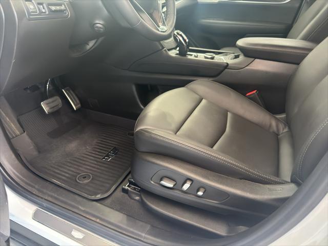 used 2024 Cadillac XT6 car, priced at $58,300